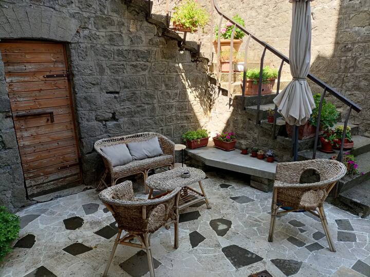 Oasi Modern Houses for Rent in Viterbo, Lazio, Italy