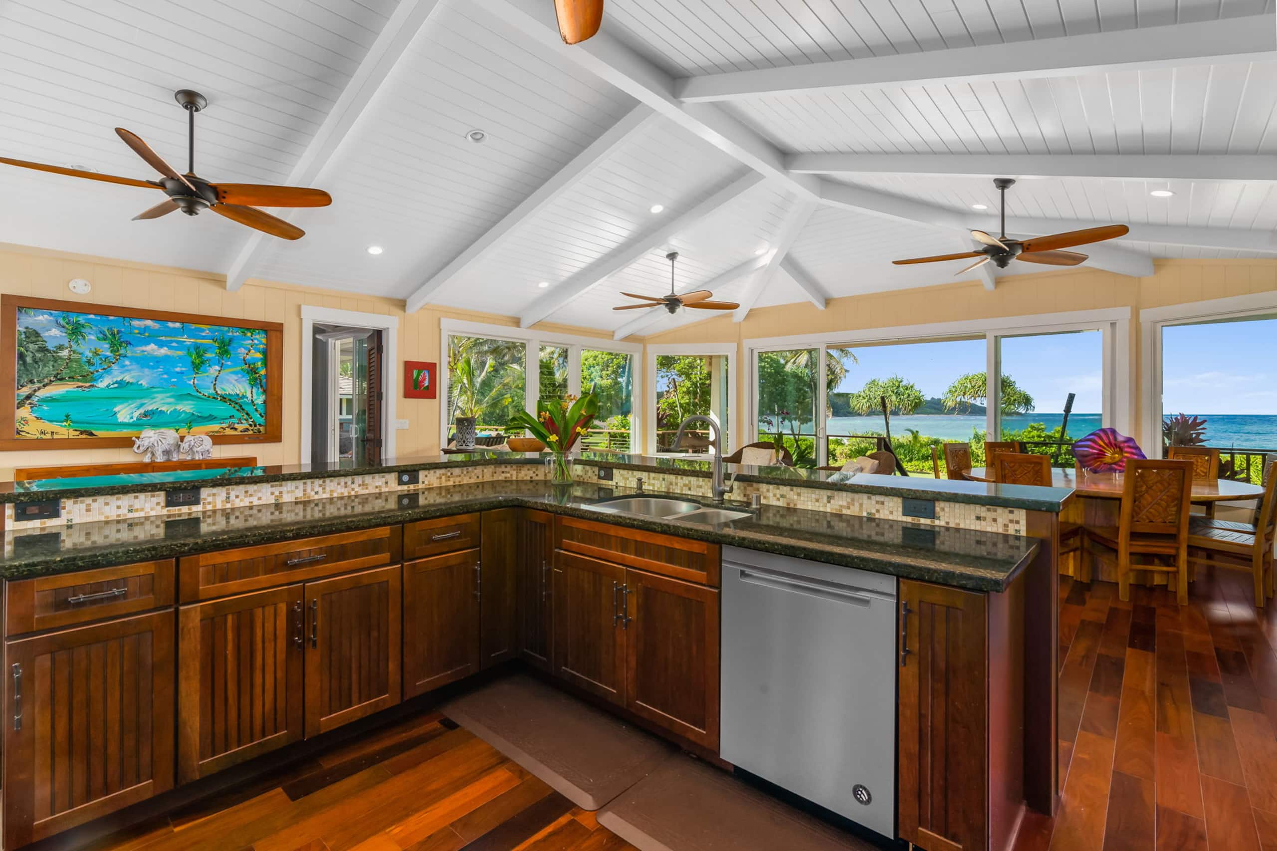 Home in Anahola · ★4.91 · 4 bedrooms · 6 beds · 4 baths - Photo 6
