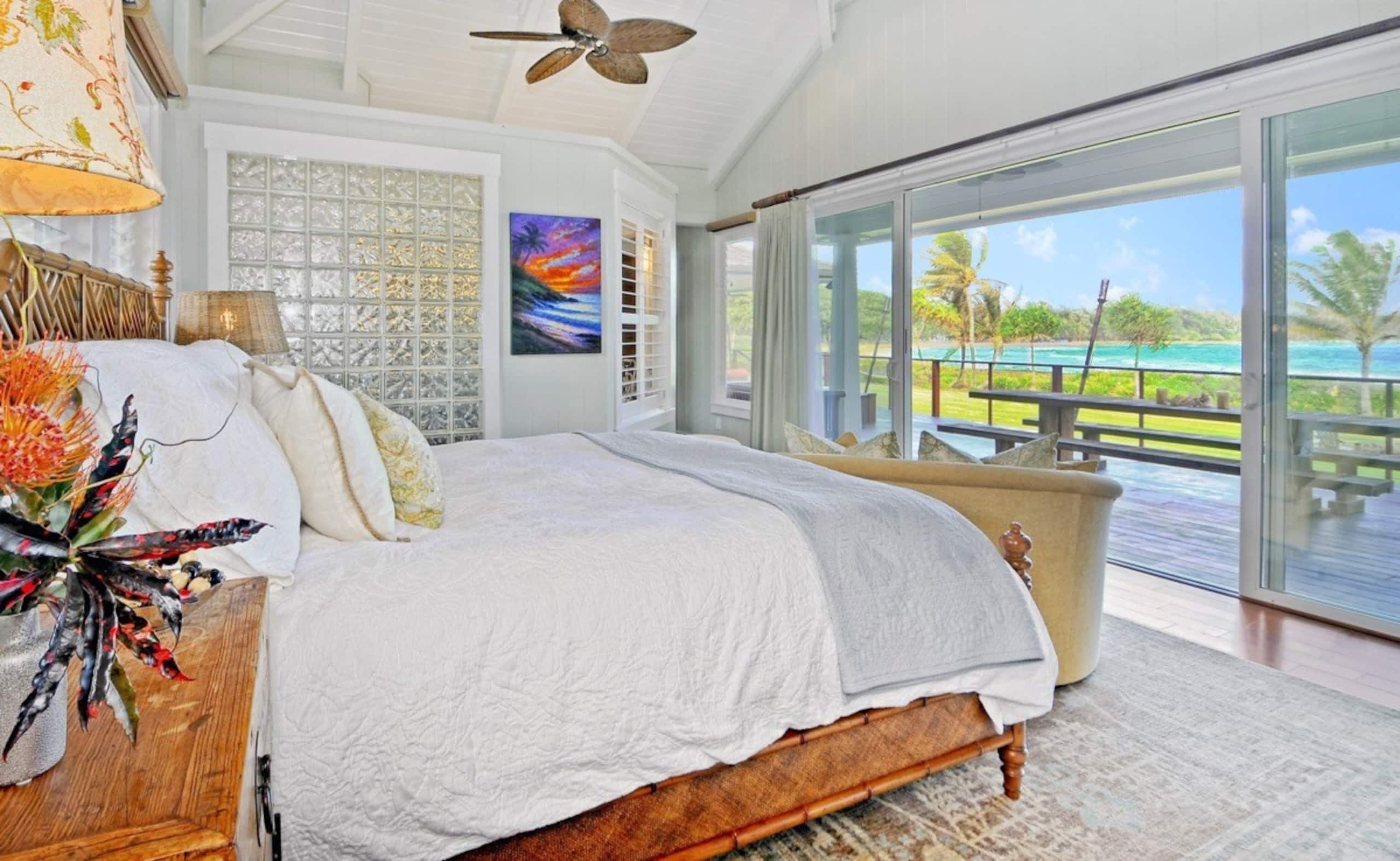 Home in Anahola · ★4.91 · 4 bedrooms · 6 beds · 4 baths - Photo 12