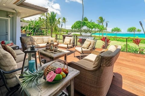 Luxe Beachfront Anahola with A/C