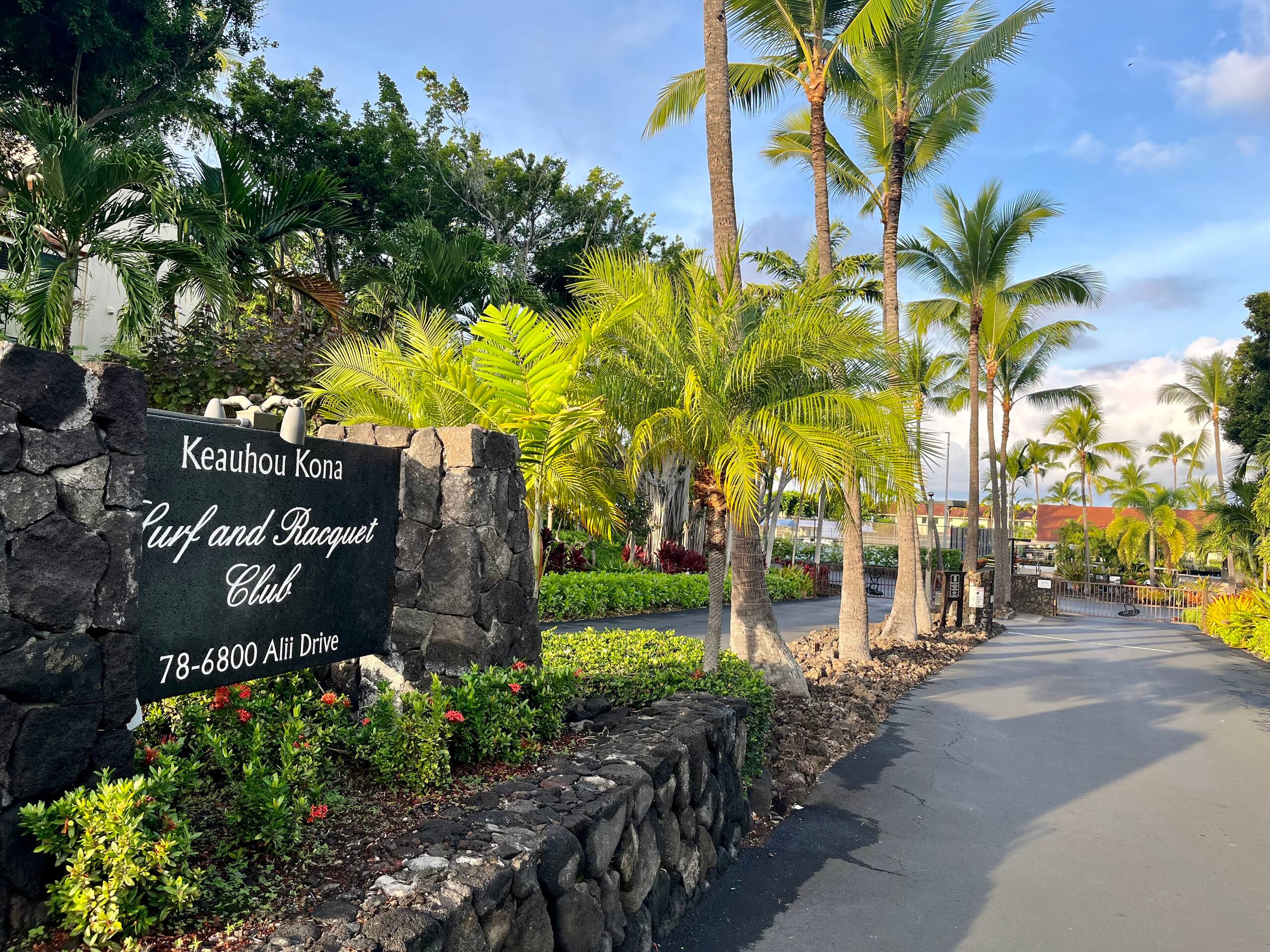 Townhouse in Kailua-Kona · ★4.62 · 2 bedrooms · 2 beds · 2 private baths - Image 48