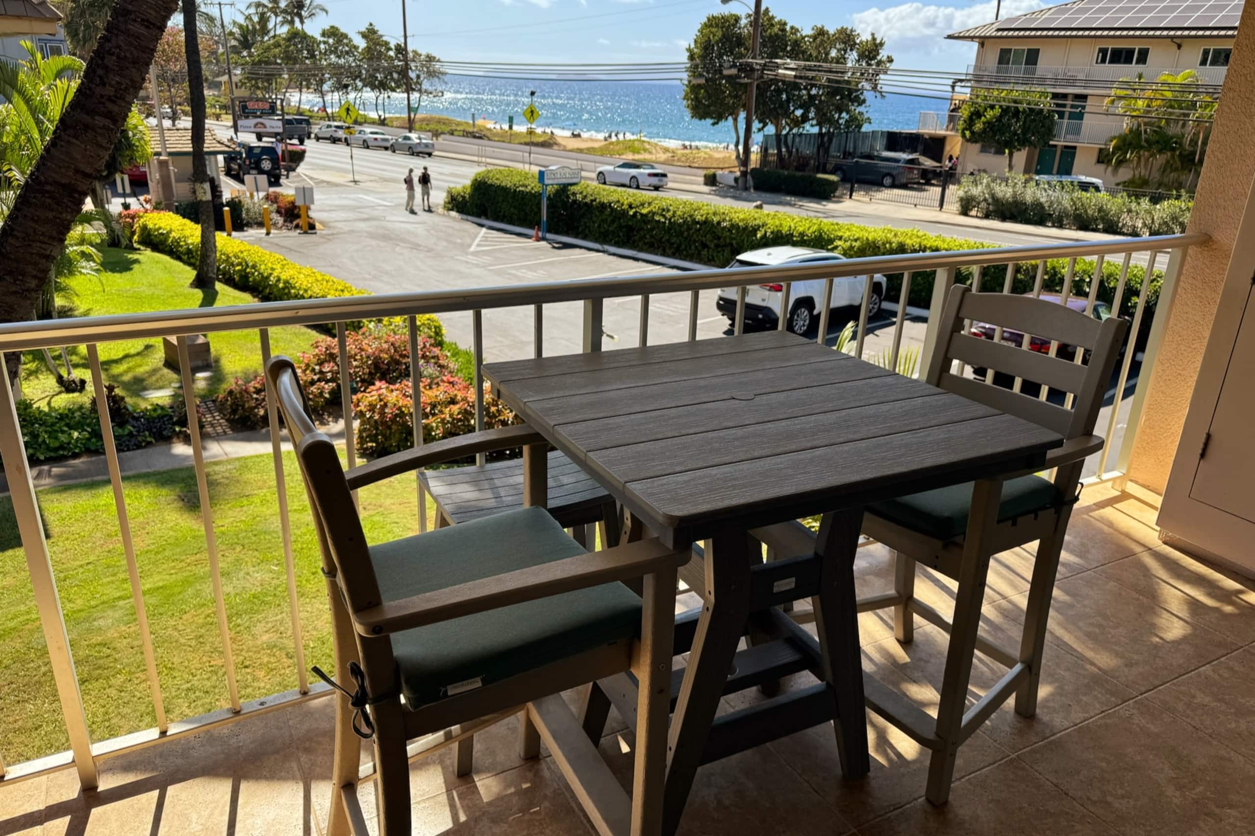 Condo in Kihei · ★4.94 · 1 bedroom · 2 beds · 1 private bath - Image 15