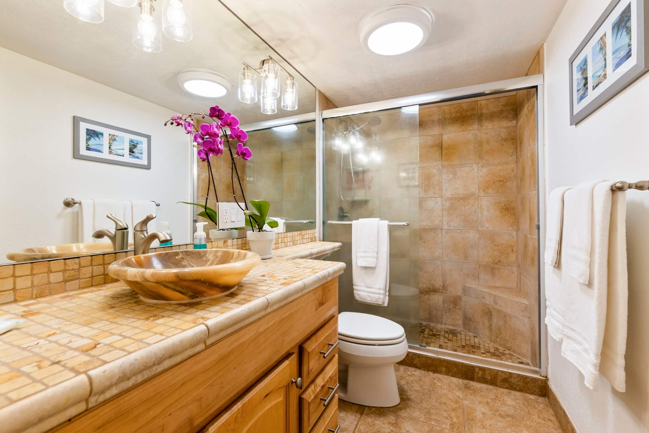 Condo in Kihei · ★4.94 · 1 bedroom · 2 beds · 1 private bath - Image 10