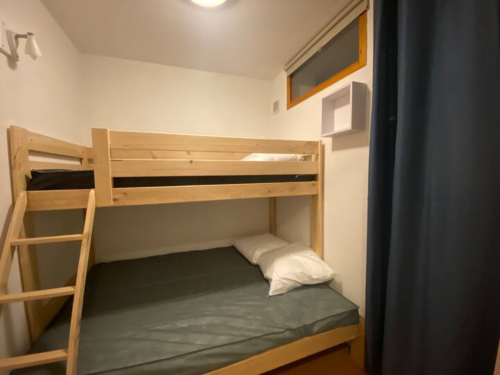 חדר שינה 3 מיטות