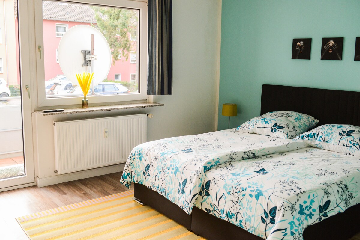 חדר שינה/מיטת קפיצים