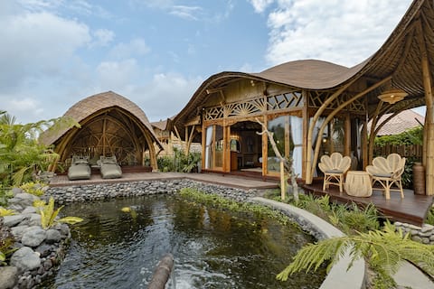 Natural Eco 1BR Bamboo Villa in the rice paddies