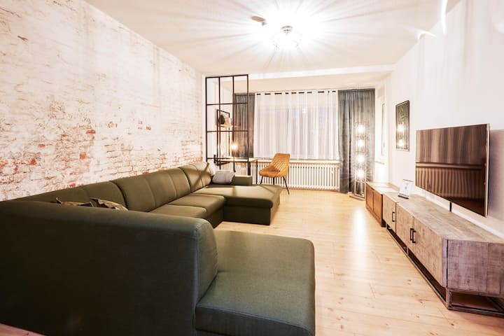 nobilis Apartment DHH | 8 pers. | near city center