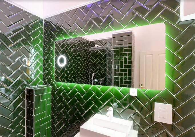 Hevals Palace 5 Raum Apartment gallery image 5