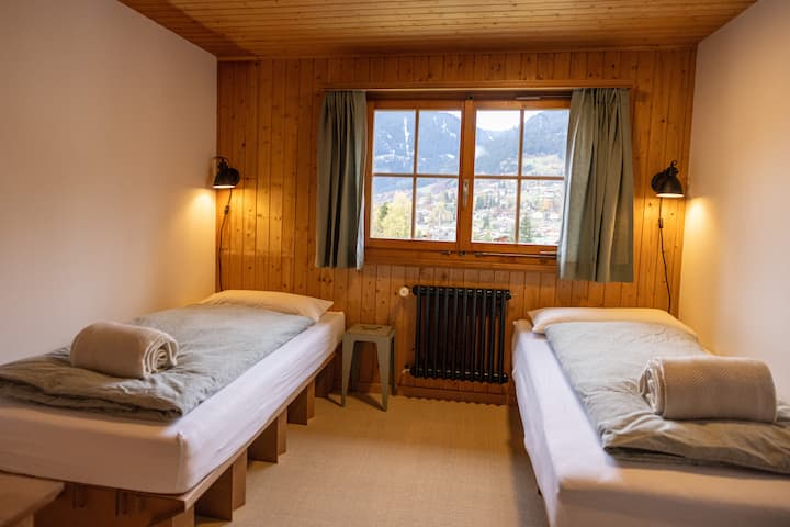 Спалня на първия етаж към Клостерс за деца и възрастни - снимка 1.