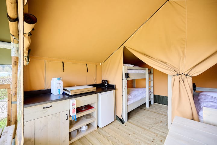 Camping De Betuwse Hofjes | 4 Pers. - Wageningen