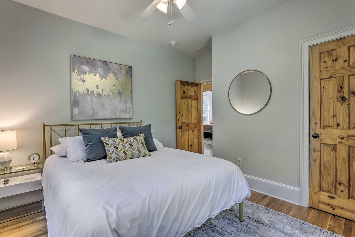 Dormitorio 2, cama tamaño queen.