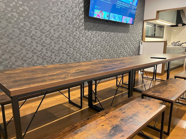 渋谷区　2階建て１棟貸し切り　新宿　歌舞伎町　観光徒歩圏内　3バスルーム　2トイレ無料駐車場付き