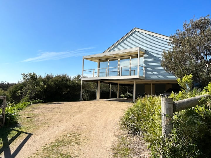 Bass Super Size 5 Bed Holiday Home Tennis & Views! - Sorrento