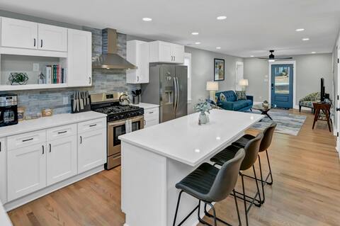 Modern Home Near Forest Drive | 3BR 2BA