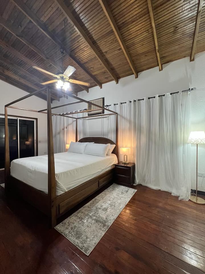 Главна спална соба