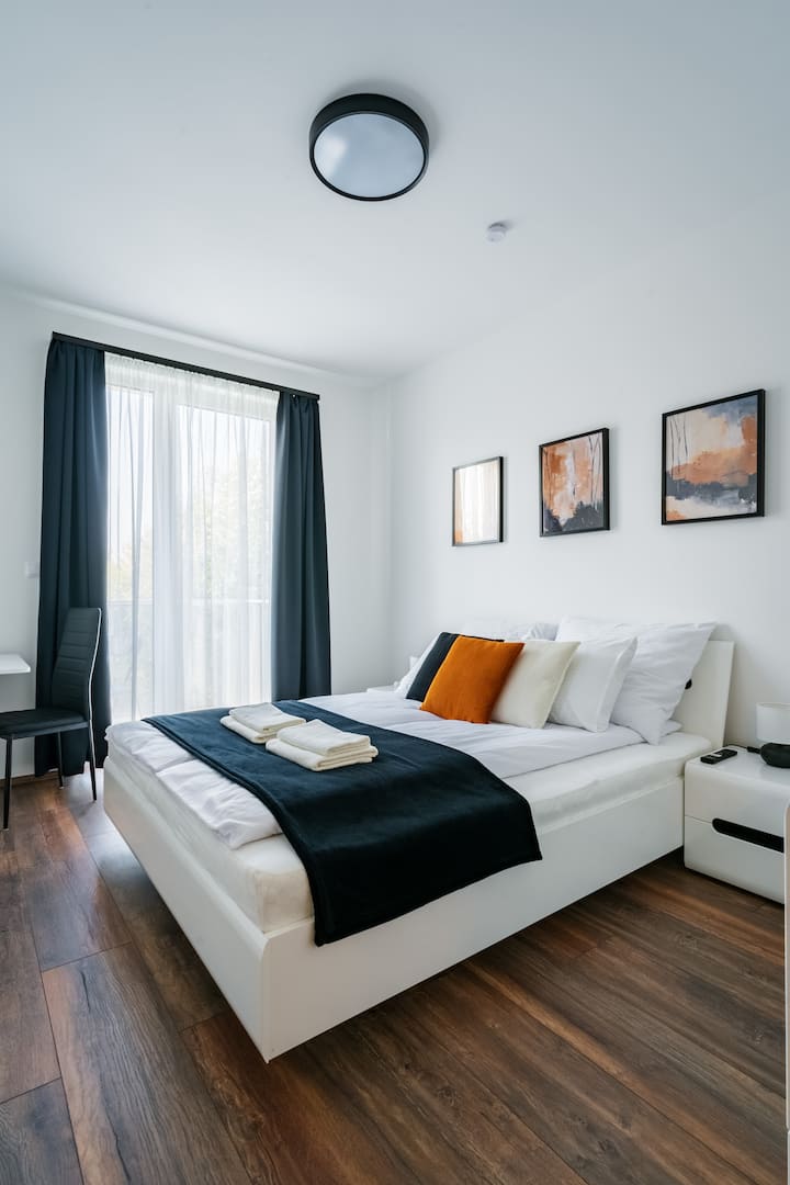 Fox Premium Apartment + Free Private Parking - Budapest