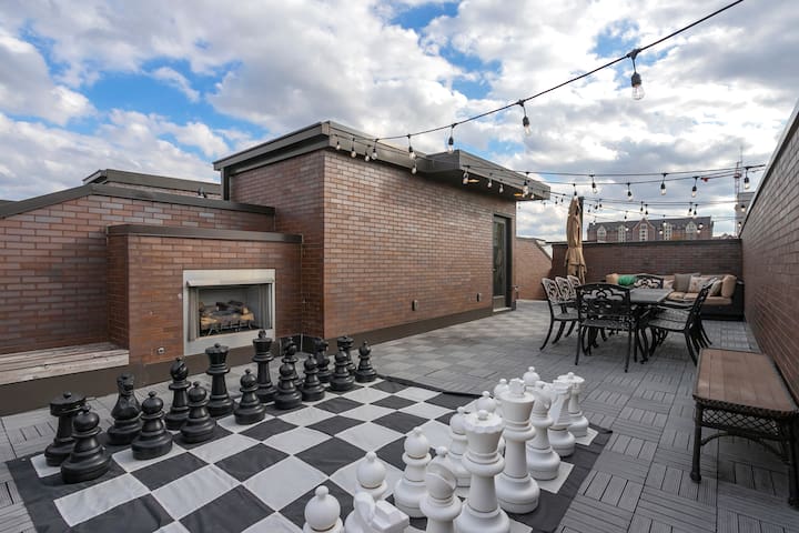 Spacious Townhouse Roof Deck/Views Near Music Row