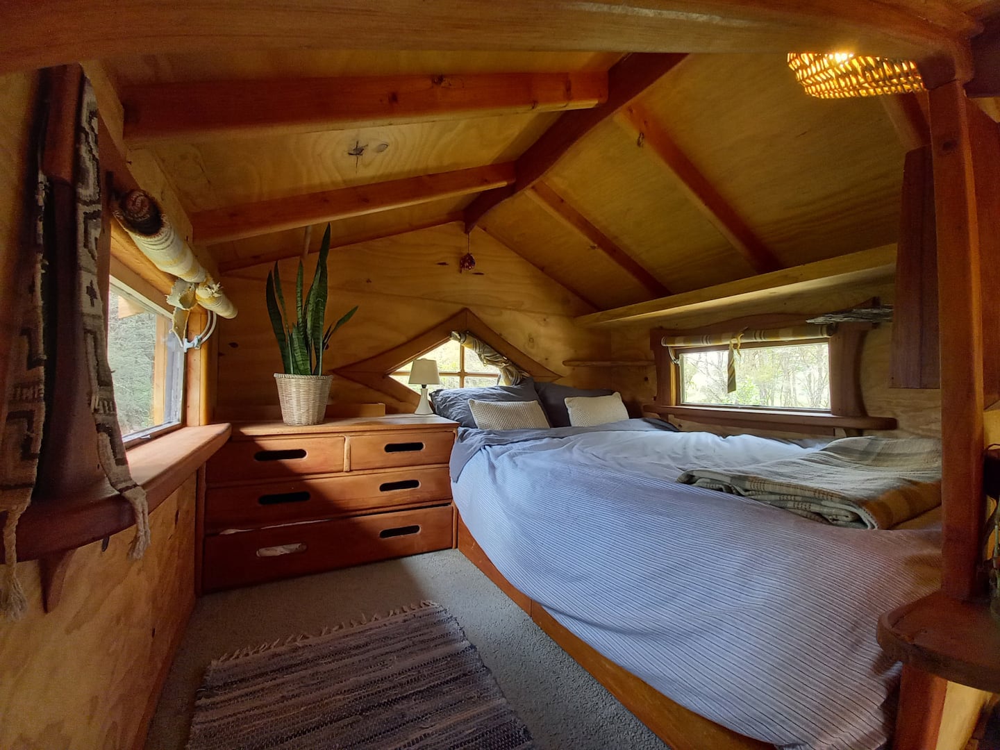 Bed And Bedford (1952). 5