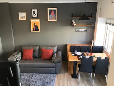 Propiedad de Airbnb exitosa: Centric full-featured cozy apartment en San Cristóbal
