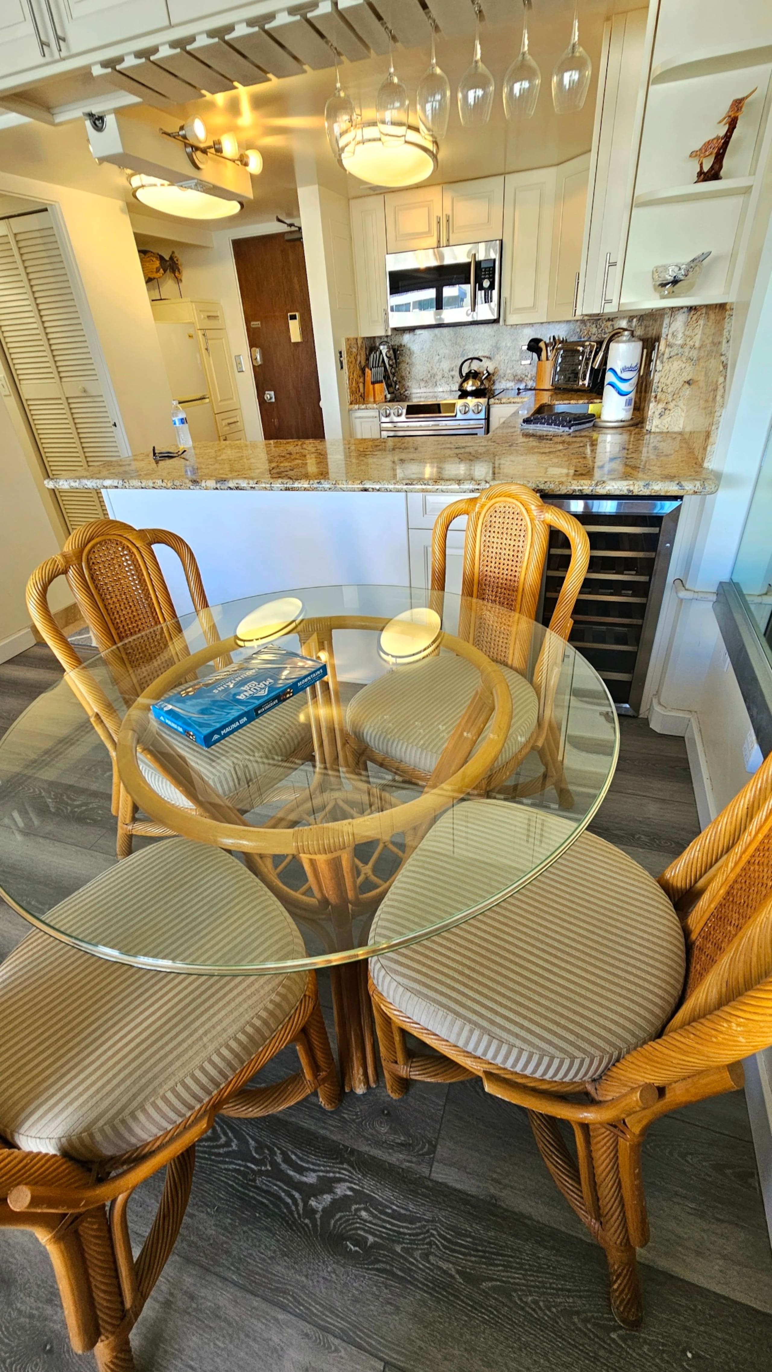 Condo in Honolulu · ★4.96 · 1 bedroom · 1 bed · 1 private bath - Image 13