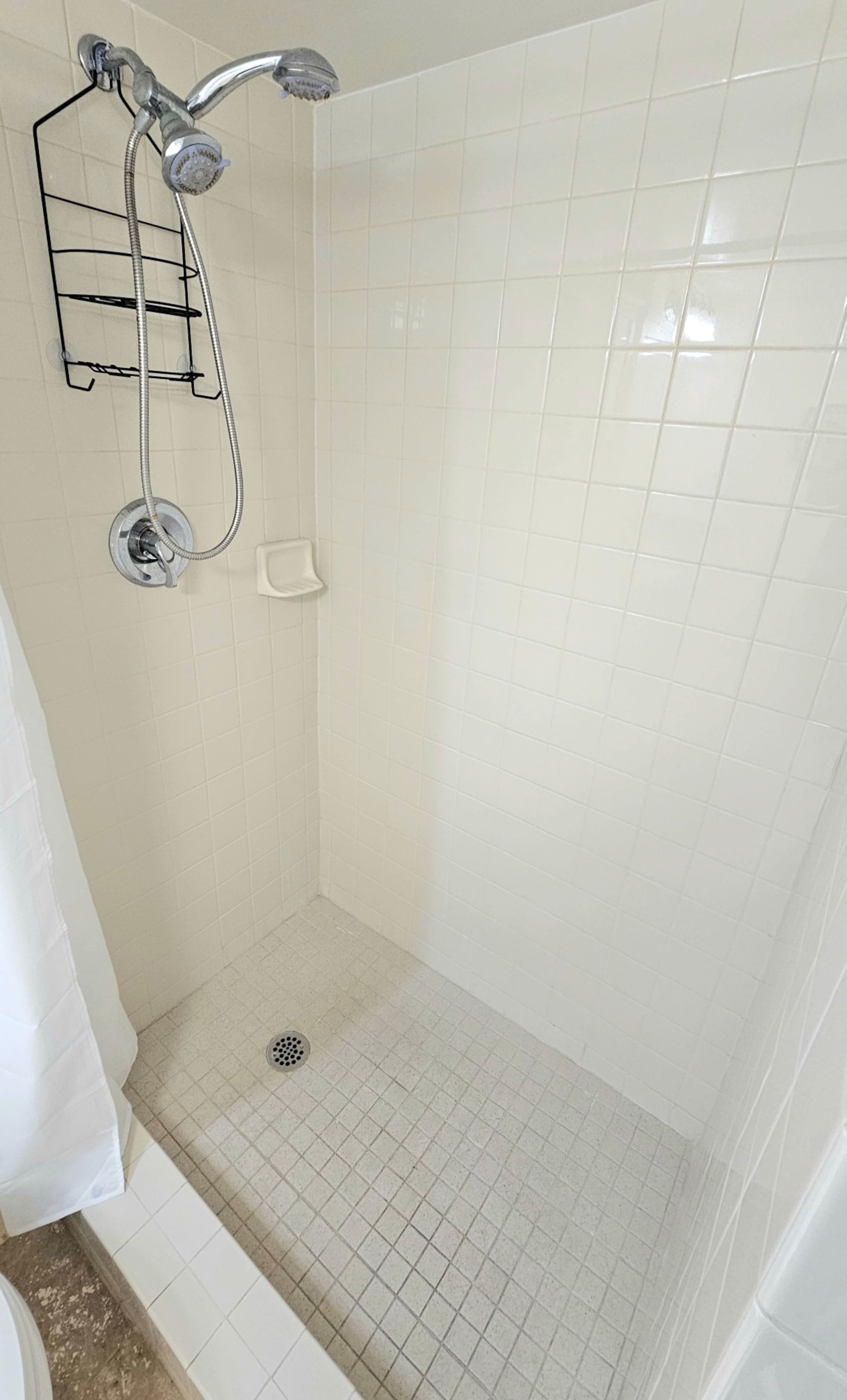 Condo in Honolulu · ★4.96 · 1 bedroom · 1 bed · 1 private bath - Image 25