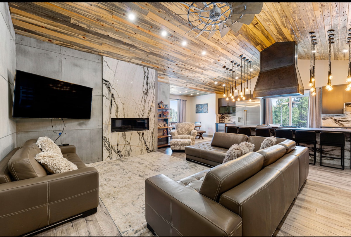 Top performing Airbnb: Dandy's Ranch Dream Home! in Denver Metropolitan Area