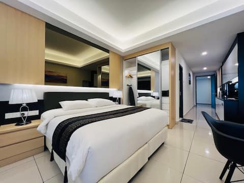 Ion Delemen Studio 2pax lvl 12 by Quince Home