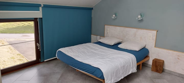 ห้องนอนใหญ่