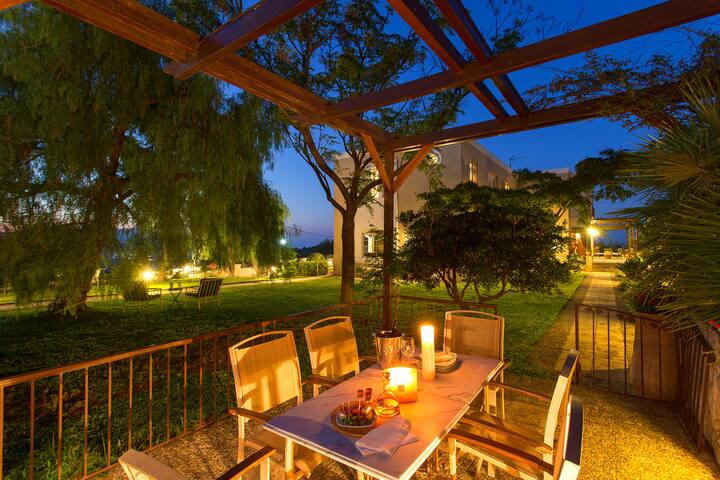 Villa Kapodistria gallery image 3