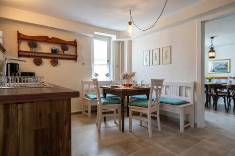 Leistungsstarkes Airbnb: Fisherman's house 10 pers. & dog | 5 min. to the beach in Kröslin