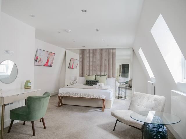 Tranquil Urban Oasis in Kensington gallery image 4