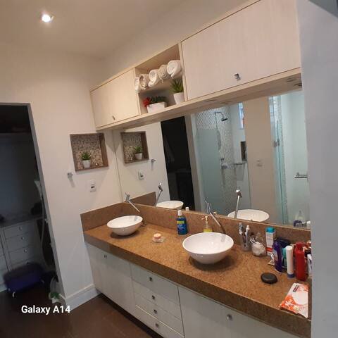 Casa aconchegante / Laranjeiras gallery image 5