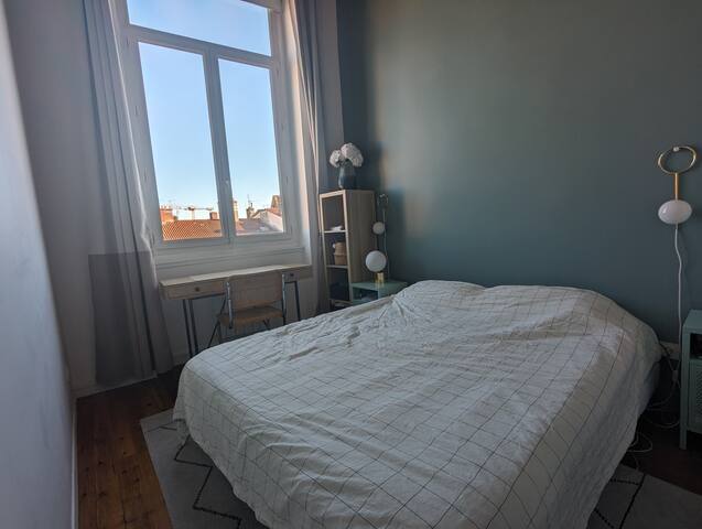 Appartement typique canut, paisible et lumineux gallery image 5