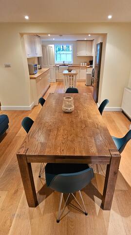 Beautiful Georgian home 6 guests gallery image 5