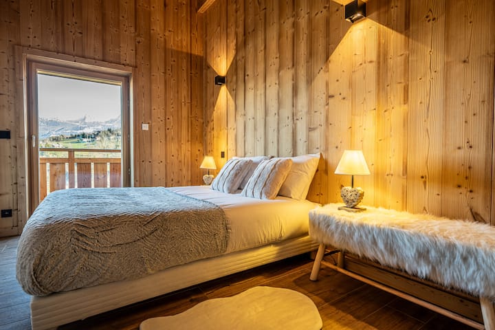 חדר שינה 4 - קומה 2

מיטה זוגית