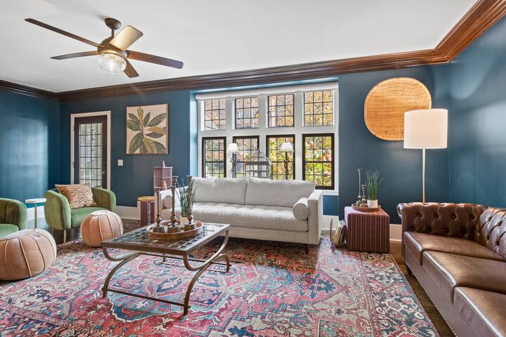 The Suites at 3NG – Gentlemen’s Quarters gallery image 5