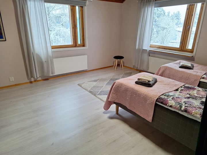 Спалня 3 - достъп от тази зона до спалня 2