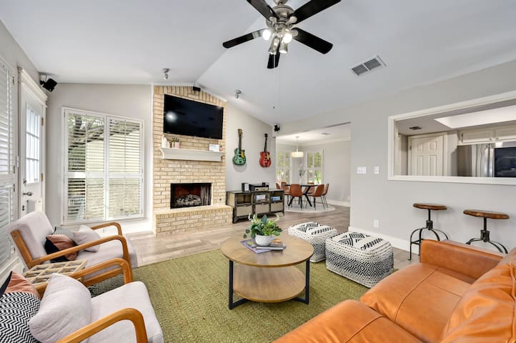 Y’all Stay Here Inn