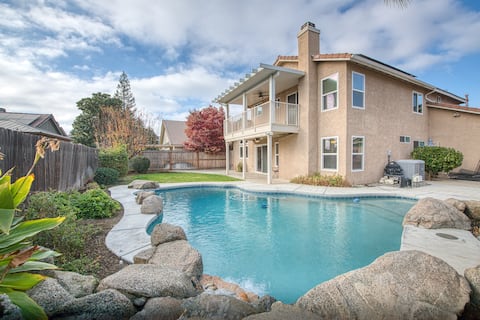 Beautiful  Luxury Home in Clovis with Pool
