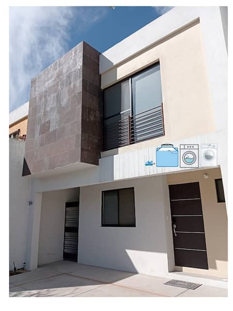 House at Dominio Cumbres, in front of a park