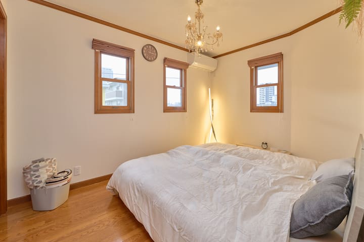 2F　BedRoom