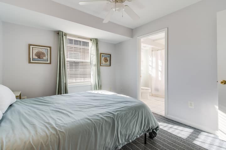 Bedroom 4 with en suite bathroom