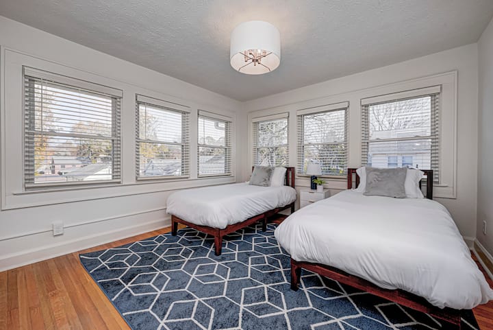 საძინებელი 3