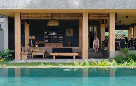 Exquisite Escape In Opulent 5BR Villa Lombok