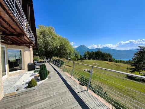 3* mountain house with all amenities and lake view