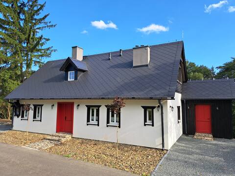 Czerwone Drzwi-apartament z poddaszem