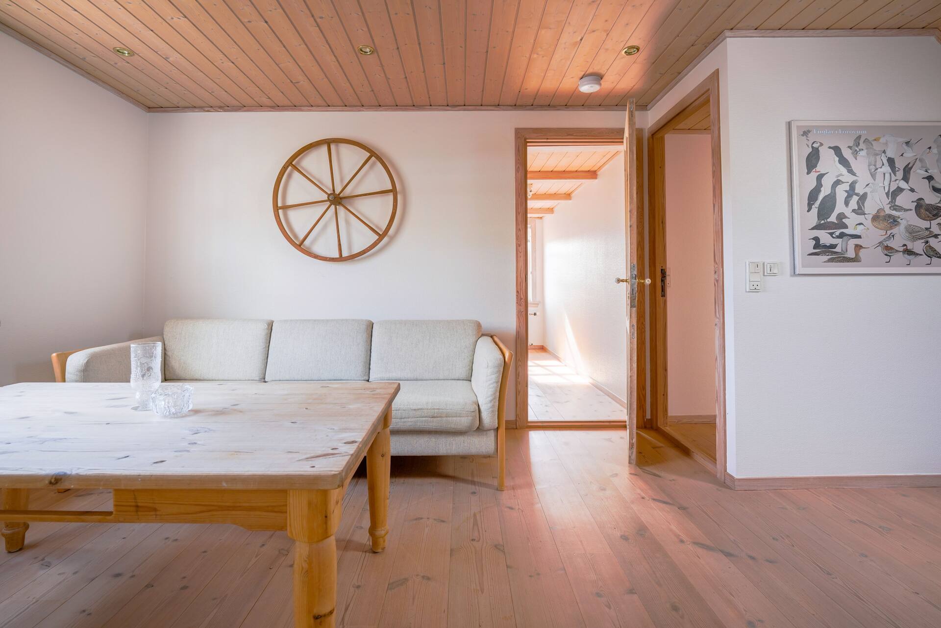Lovely 4 Bedroom House in Vestmanna — photo 2