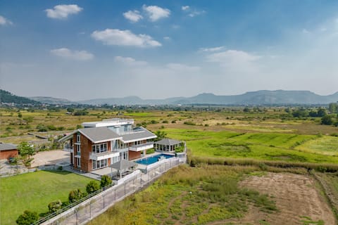 5BR - Luxury Pool Villa with Gazebo and TT