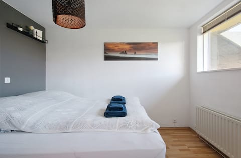 GNL - Room 