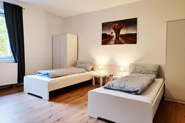 Neu - Wohnung Für 4 Personen - Braunschweig